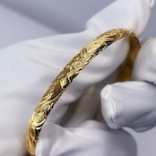 Classic Hawaiian Bangle -Hibiscus / Gold-