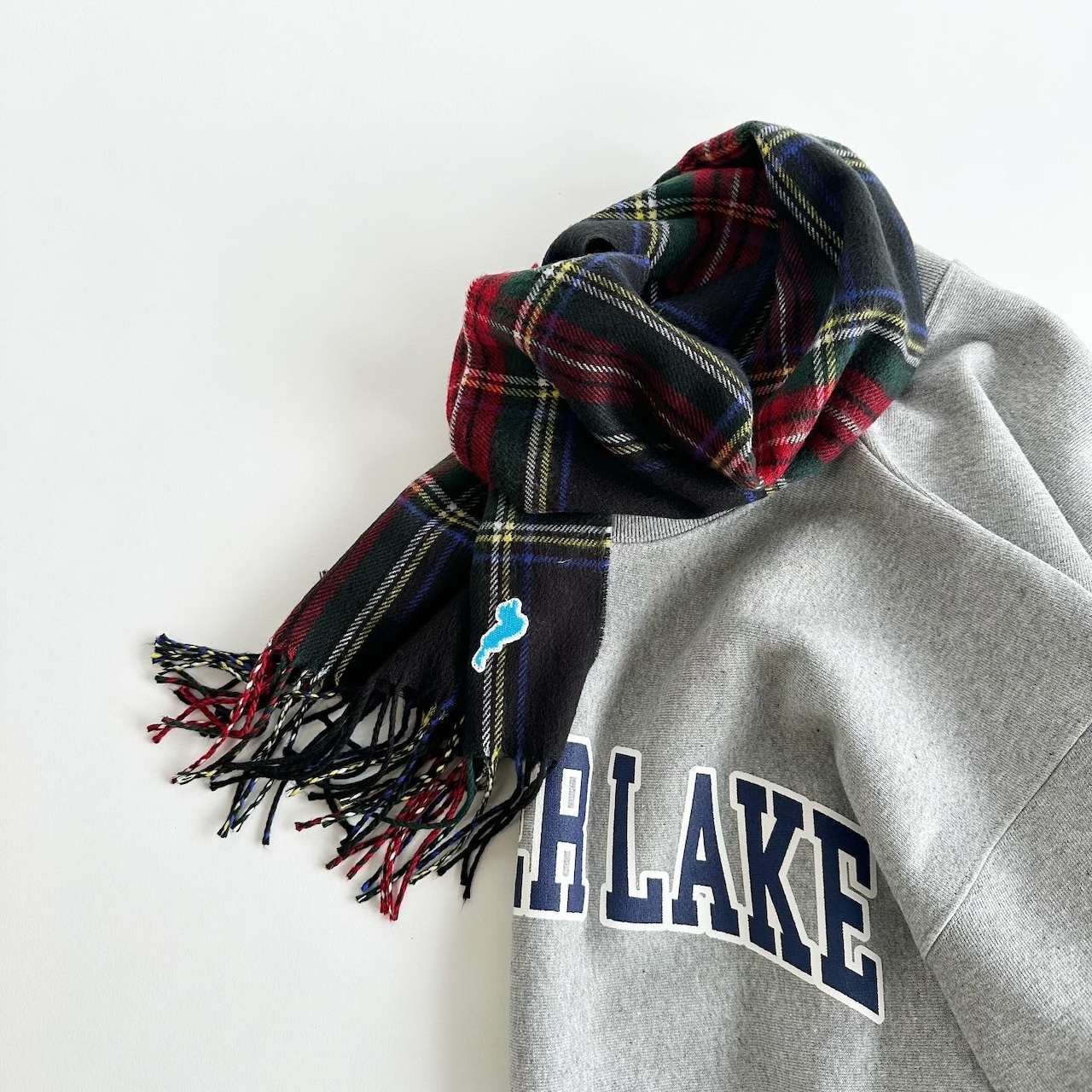 【受注生産】MOTHER LAKE COLLEGE LOGO SWEATSHIRT & CHECK SCARF SET / LIMITED