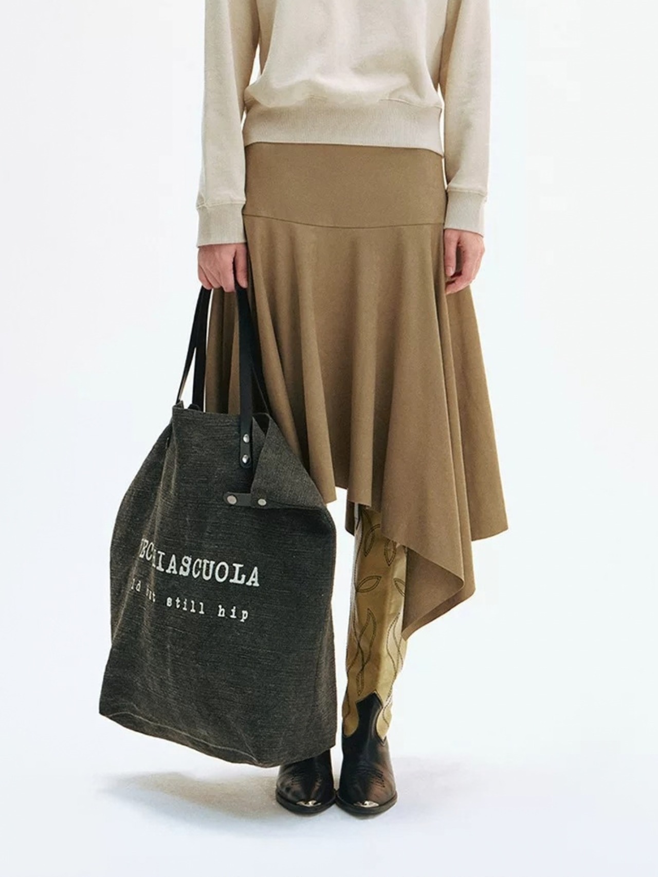 Marché Leather Handle Jute Tote F0871