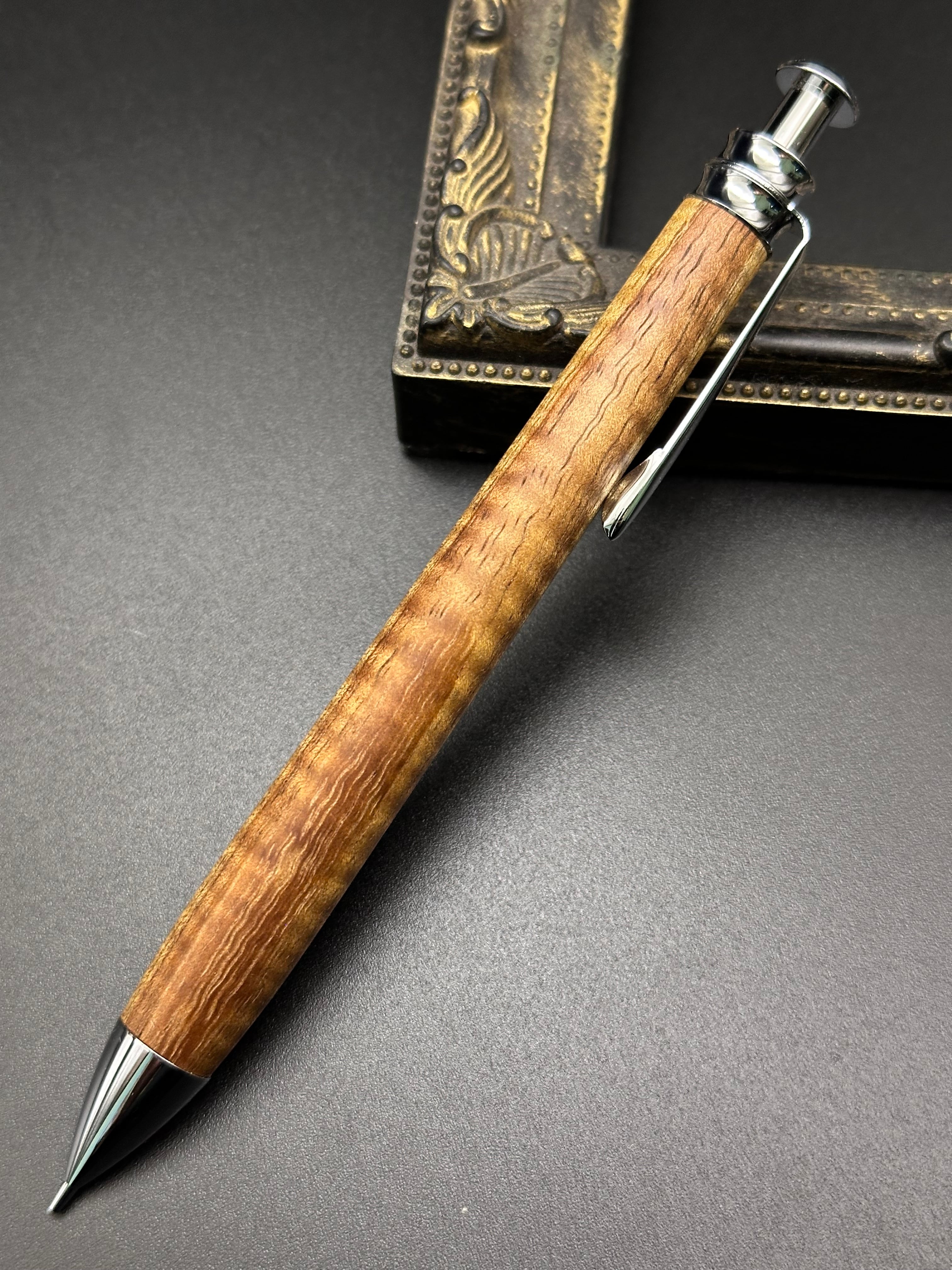 196ハワイアンコアカーリー　木製シャーペン　濃色　最強低重心R ステンレス 684bf25fd631a040ff5663ccb07c57