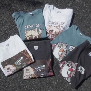 【Spooky Creatures】泳げないサメ『WASABI』のTシャツ。