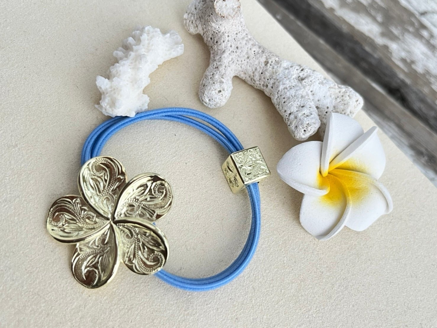 LIFE isオリジナル Hawaiian jewelry プルメリアゴム（gold,Green gold