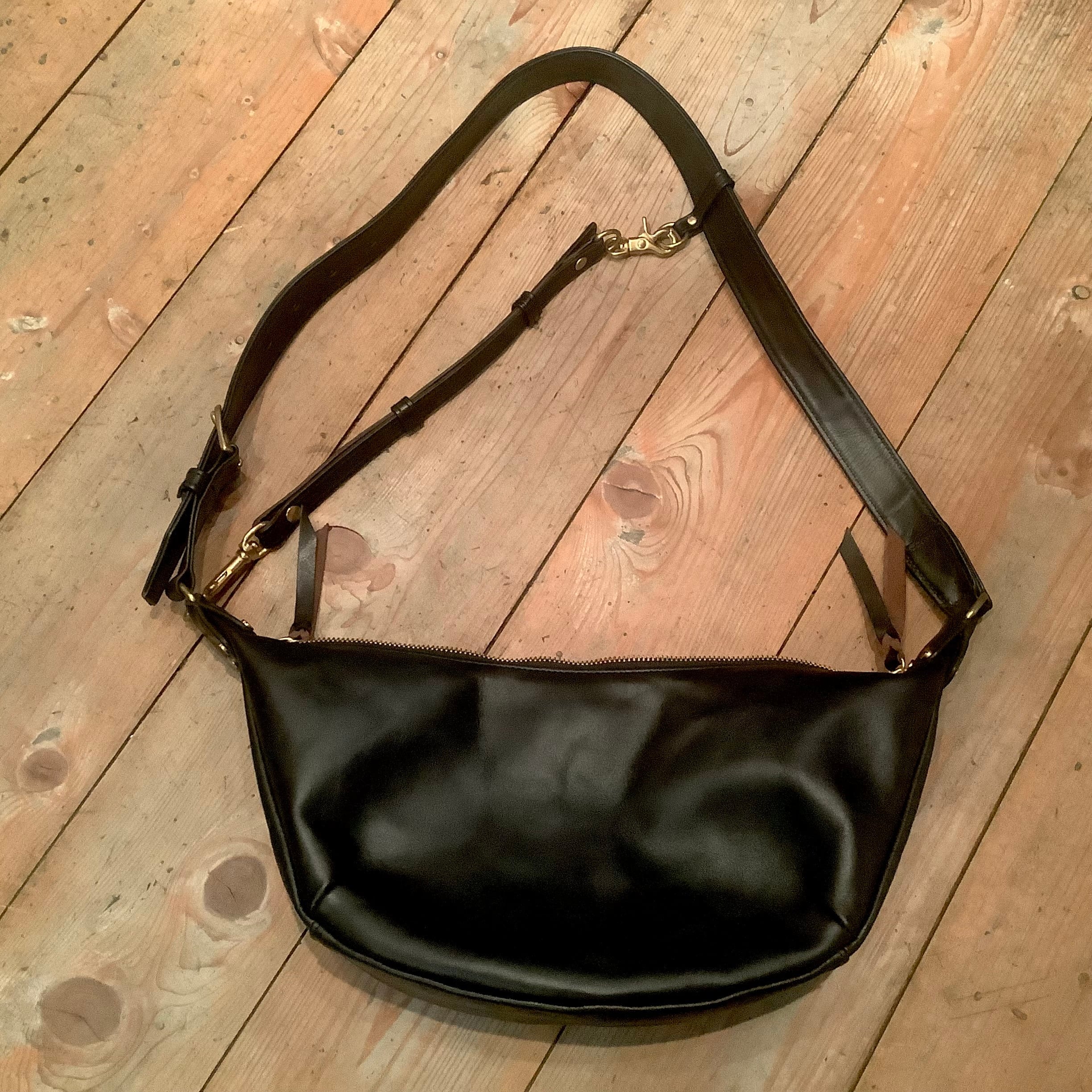 GrooverLeather shoulder bag 馬革 waist bag pouch 新喜皮革 ホース