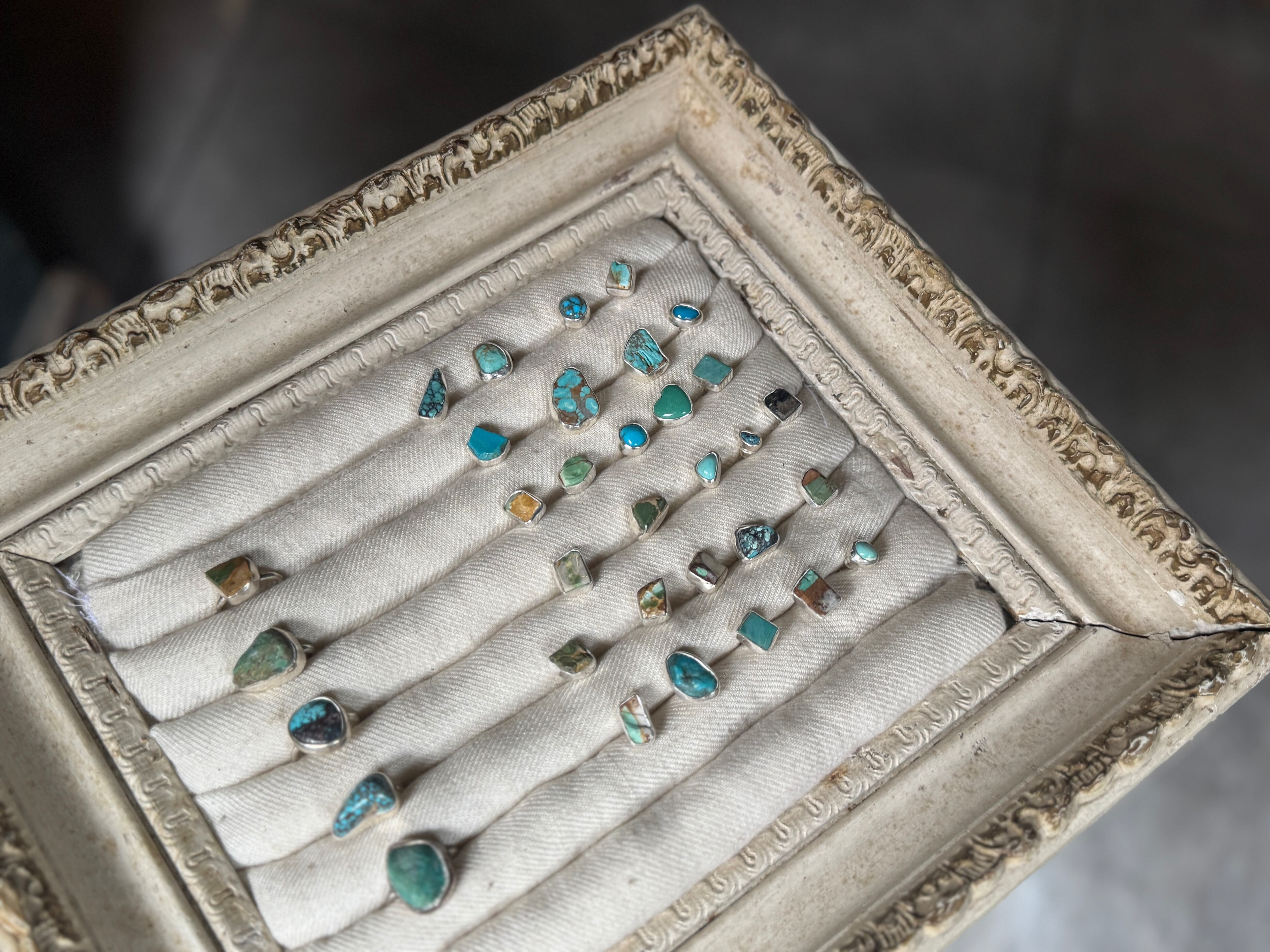 Royston turquoise rough ピアス