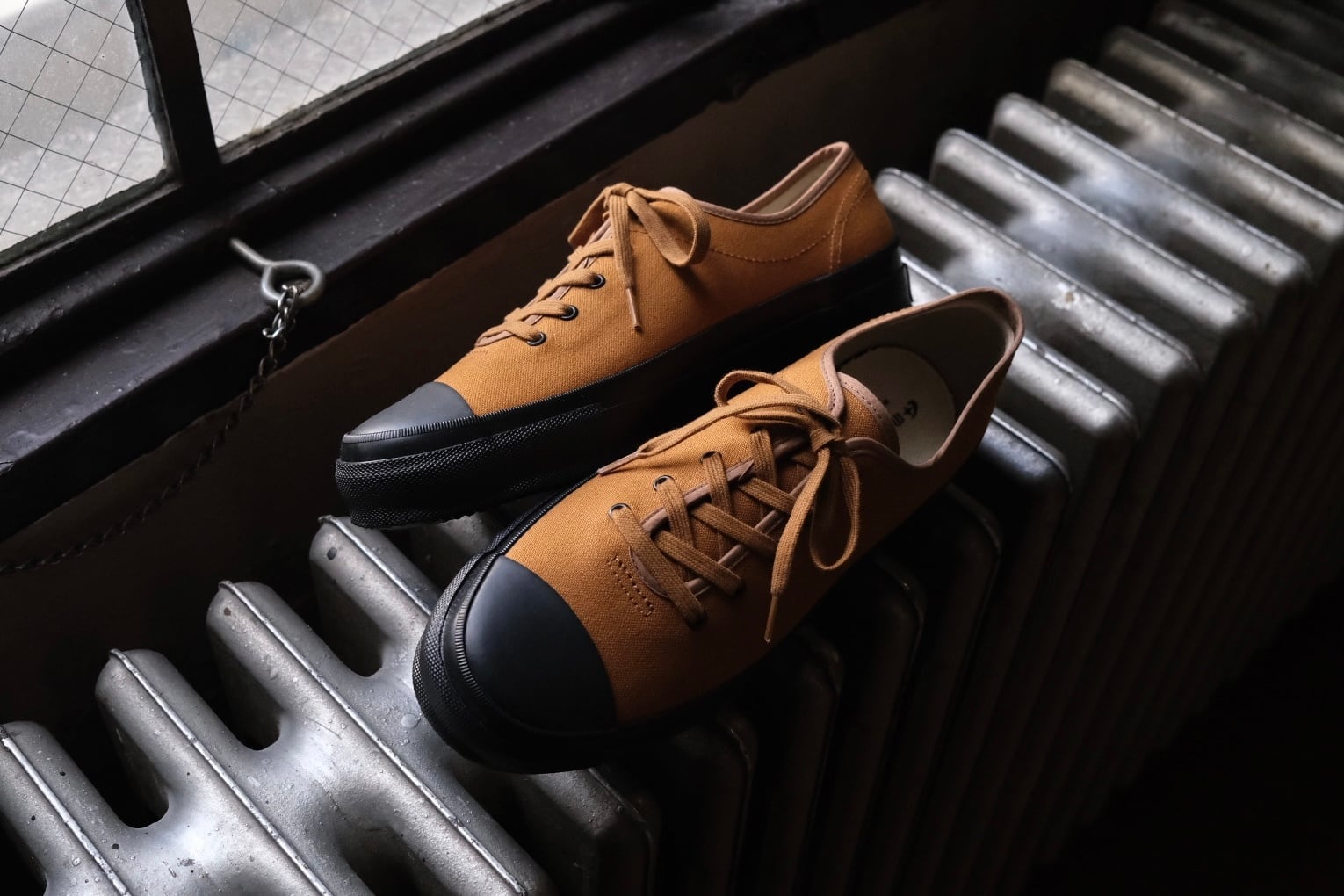 福岡久留米 MOONSTAR (ムーンスター)  FINE VULCANIZED  "UBAL"   WALNUT (ウォルナット) 25,26,27,28 日本製 / 大阪