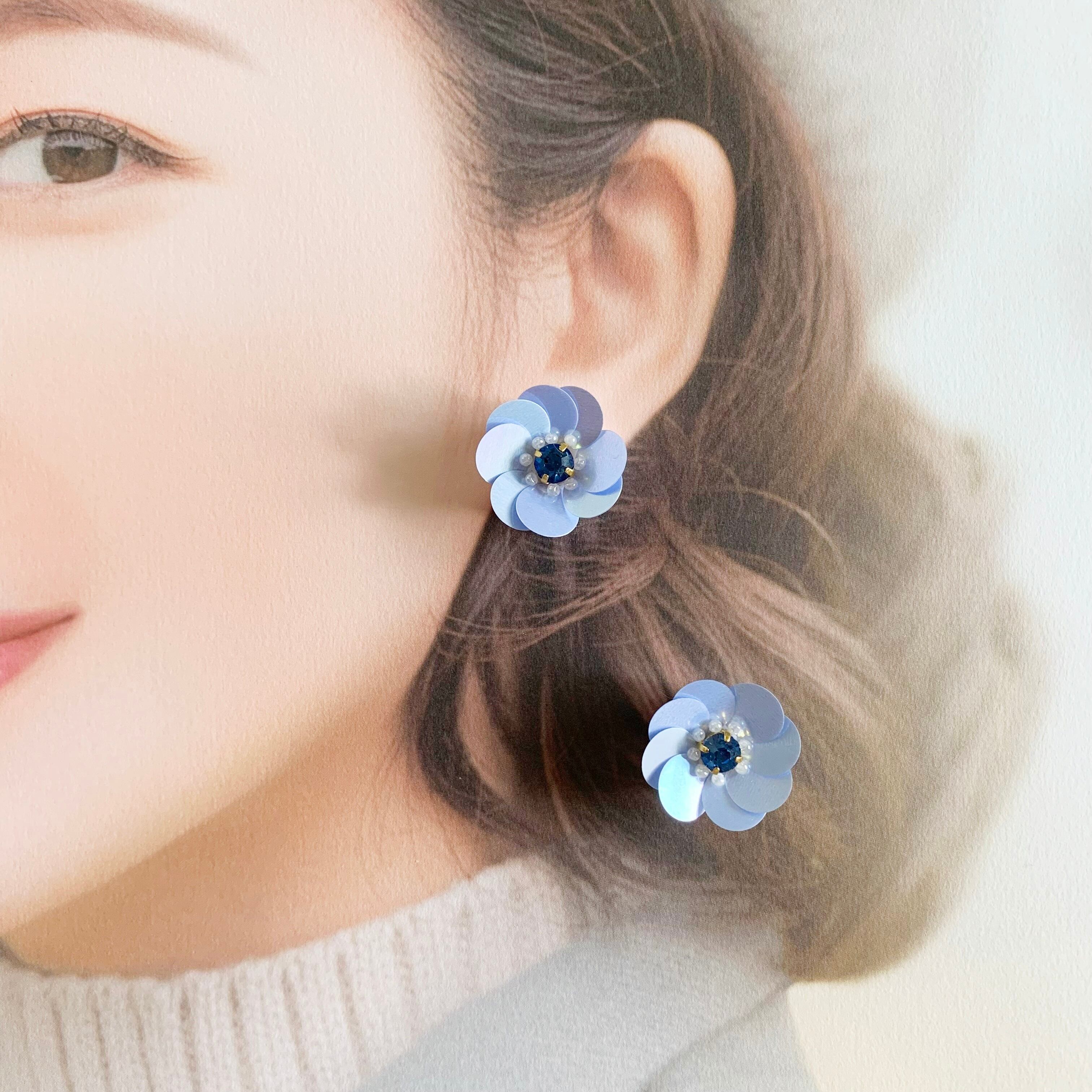 プルチーノ 2way スパンコールフラワー×チェコガラスビーズ ピアス