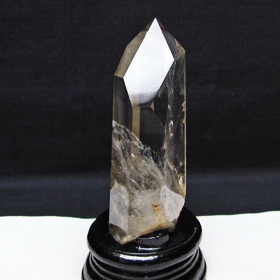 水晶 六角柱 虹入り 水晶 ポイント 台座付属 置物 原石 一点物 152-4530