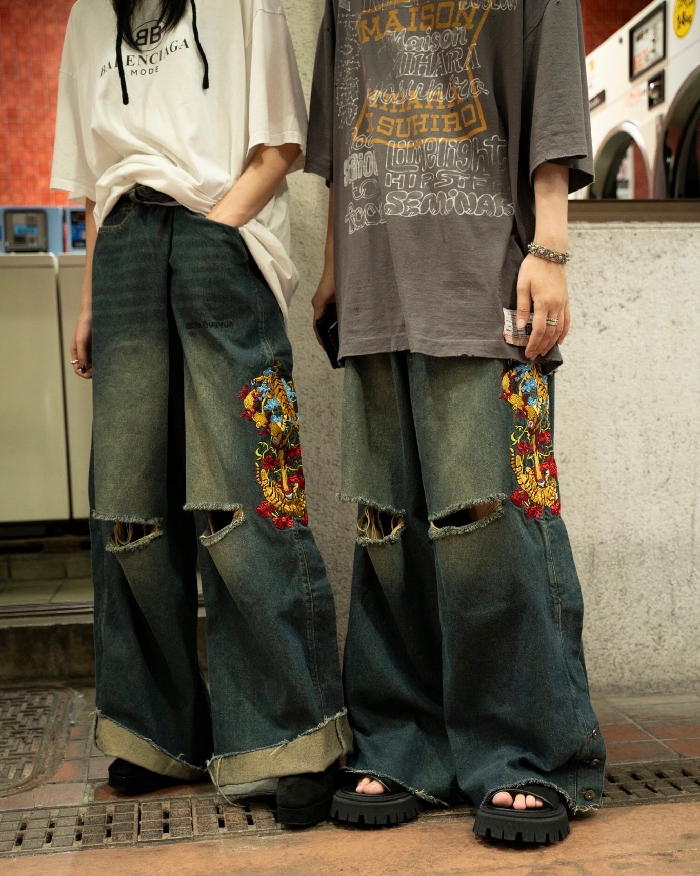 Tiger black denim pants | チュウカタベタイ Tiger black denim pants | チュウカタベタイ