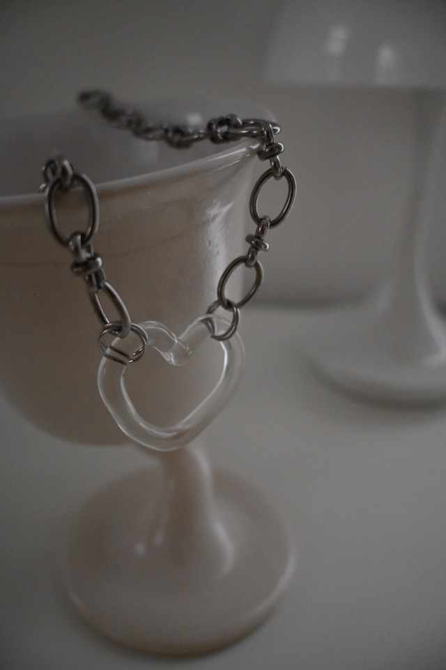 heart frame necklace