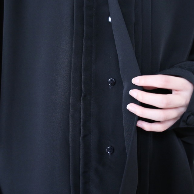 "刺繍" fry-front and pleats design black one-tone mode shirt