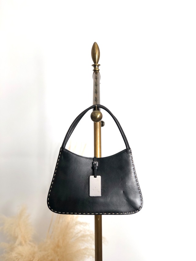GUCCI グッチ ショルダーバッグ ブラック ステッチ ロゴプレート レザー セミショルダーバッグ vintage ヴィンテージ オールド 5yfah2