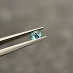 カラーチェンジジルコン 4.6x4.5mm, 0.64ct, ミャンマー産