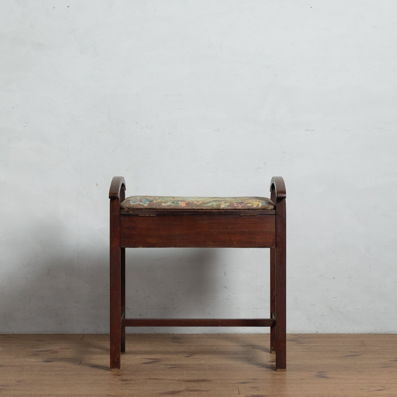 【メンテナンス済み】希少 アンティーク ピアノスツール チェア a0edbe9bc6fa4e9033be69c1ddb59d