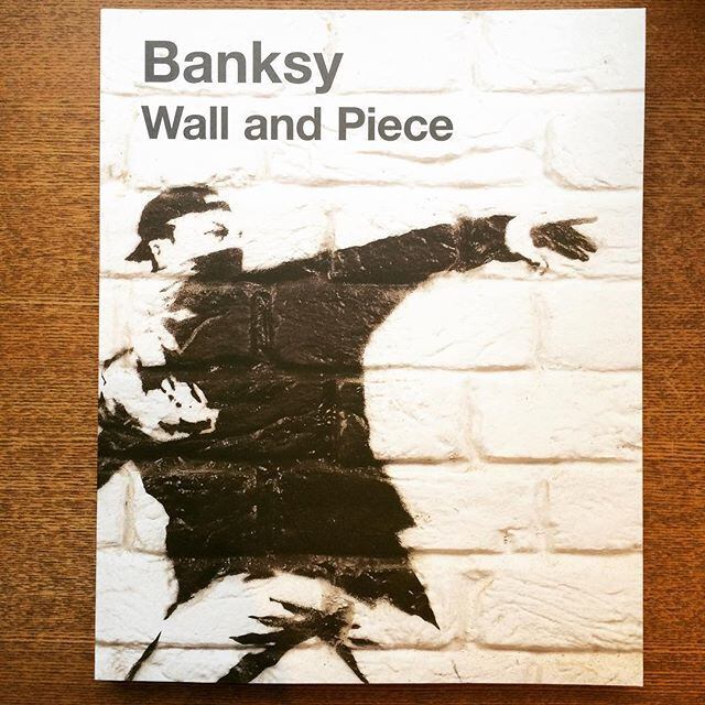 作品集「Wall and Piece／BANKSY」 - 画像1