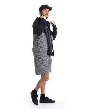HOUNDSTOOTH HD DFF1E24I