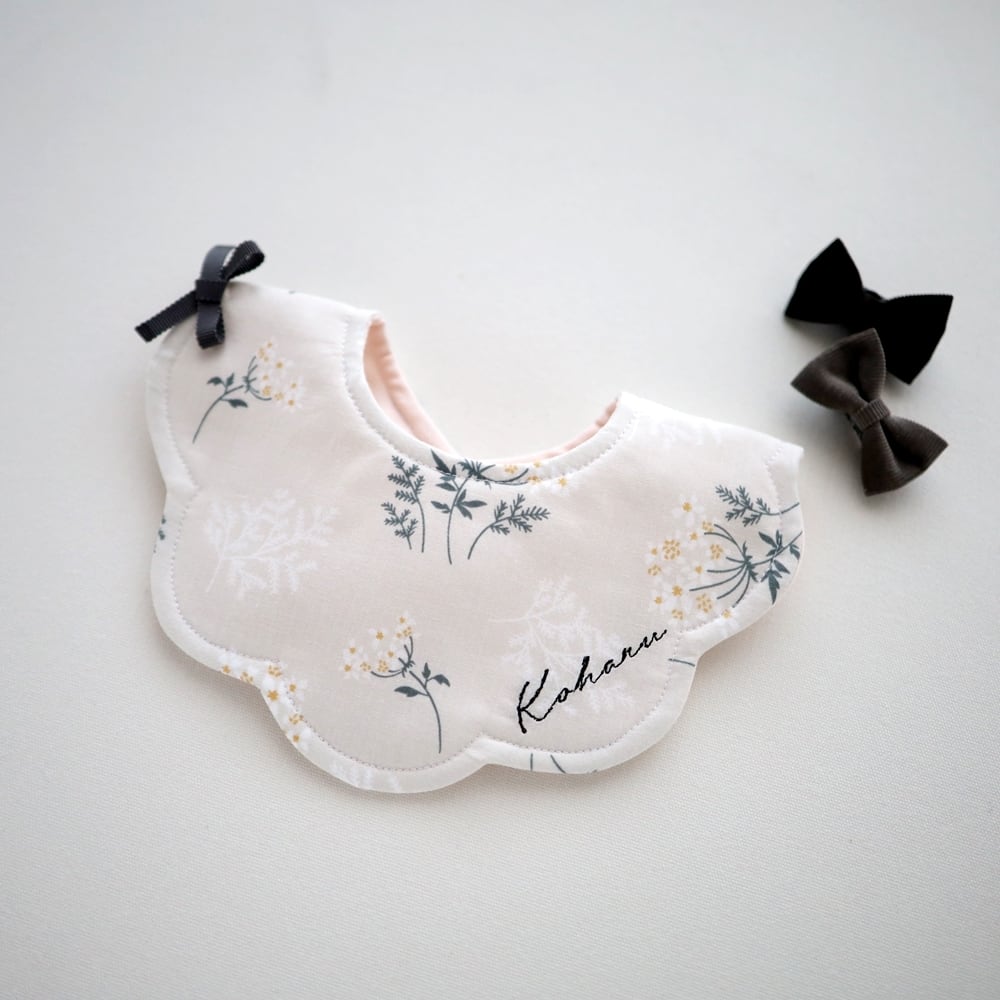 ♡花びらレースまんまるスタイ♡