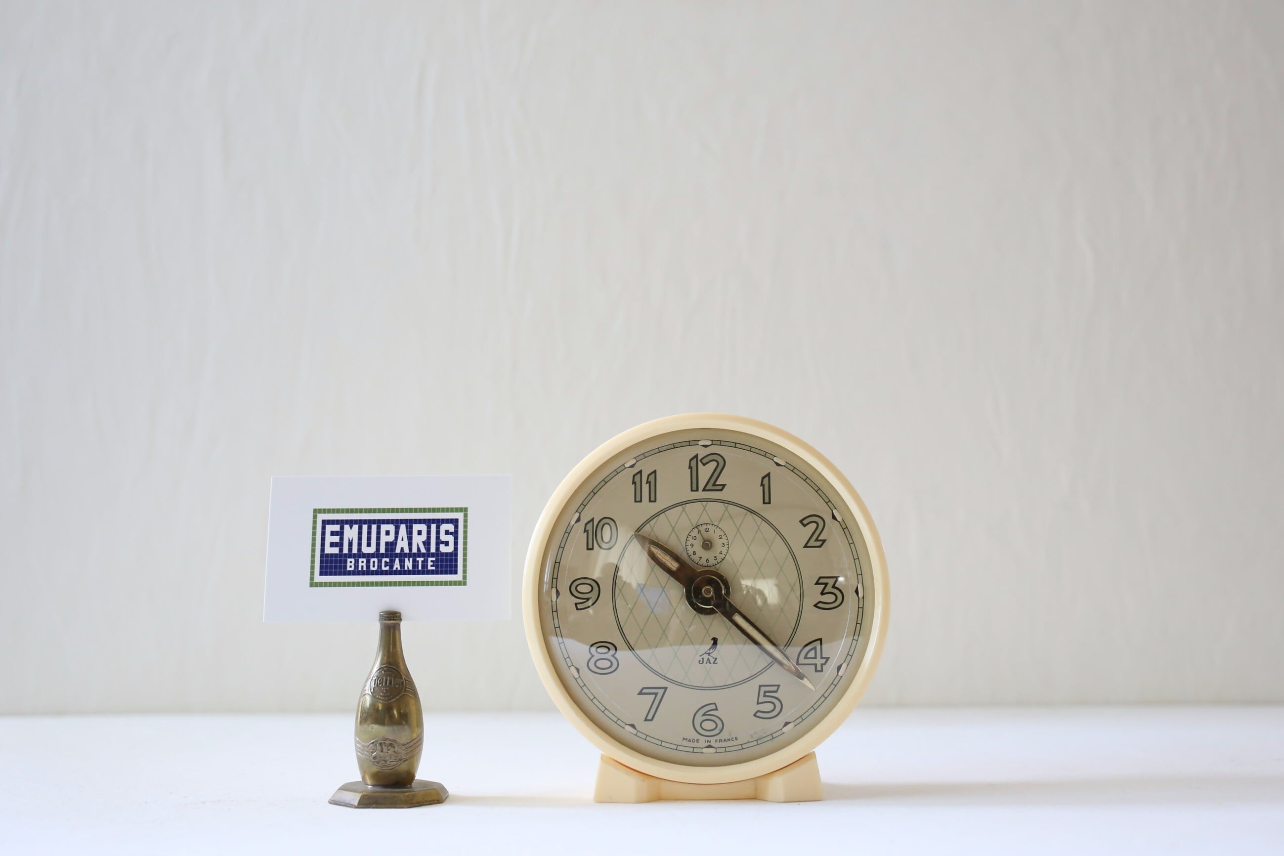 目覚まし時計・置き時計 | EMUPARIS