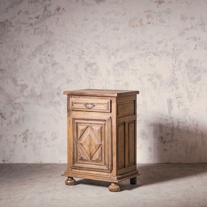 サイドボード/サイドチェスト/アンティークサイドボード/フレンチサイドボード/剥離家具/ディスプレイ/空間装飾