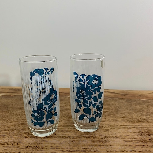 ２個SET　カワイイモダン花柄 コップ　ビンテージ　佐々木硝子　昭和レトロ　Sasaki Glass