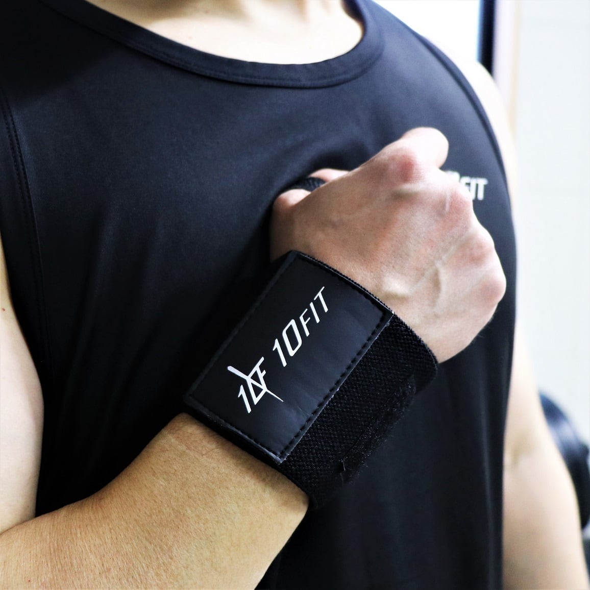 10FIT TE-100 リストラップ トレーニング 筋トレ サポーター 黒 wrist