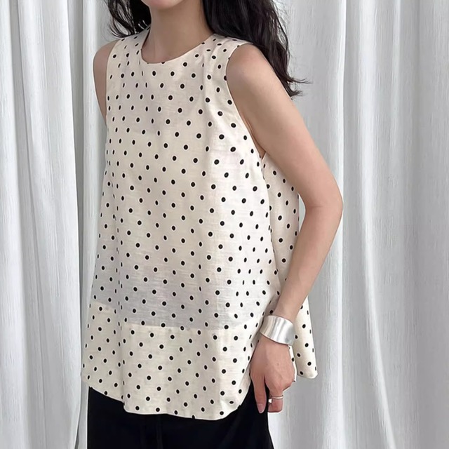 Polka dot A-line silhouette sleeveless top ◇ 2099