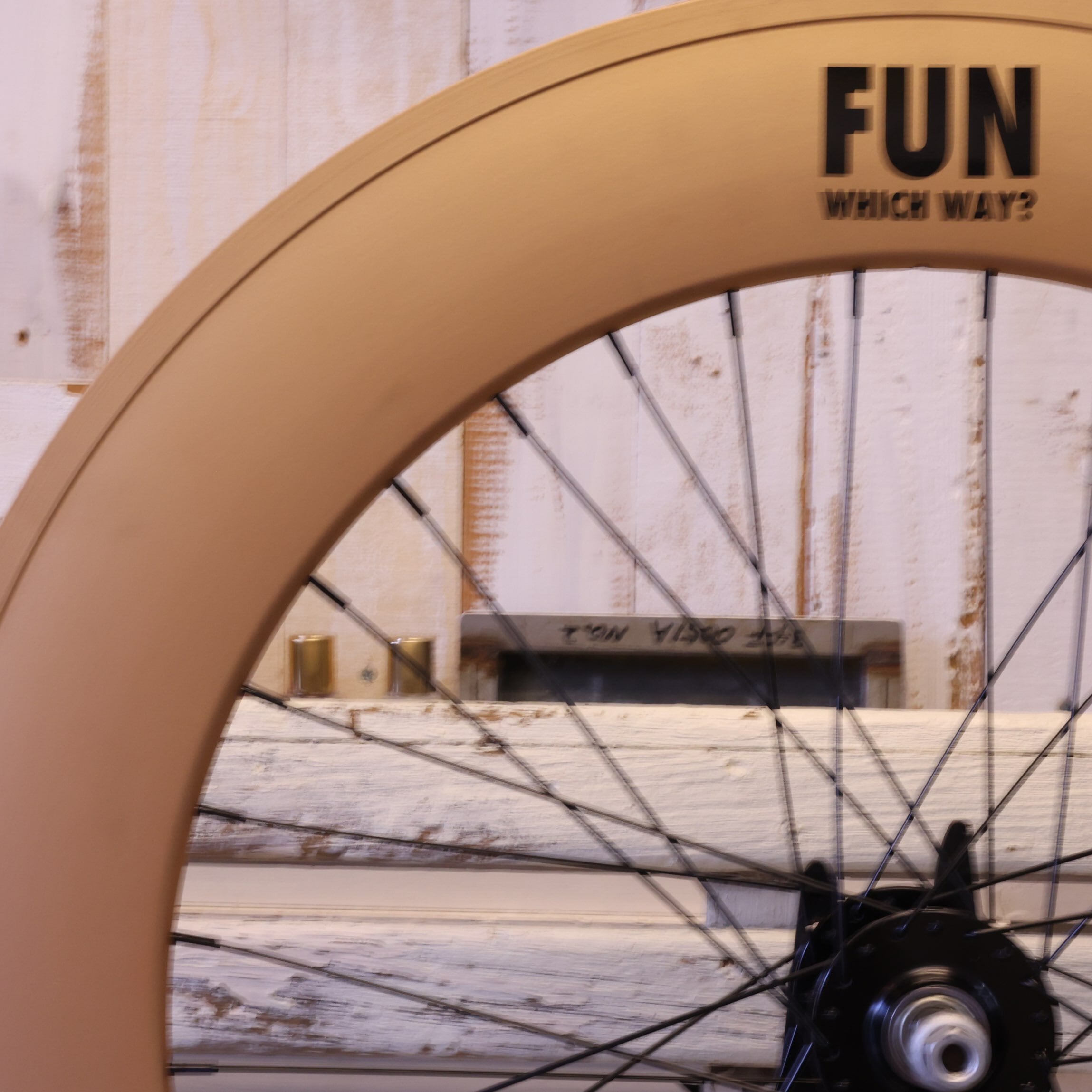 FUN 700C 90mm リアホイール ブロンズ ピストバイク シングル 