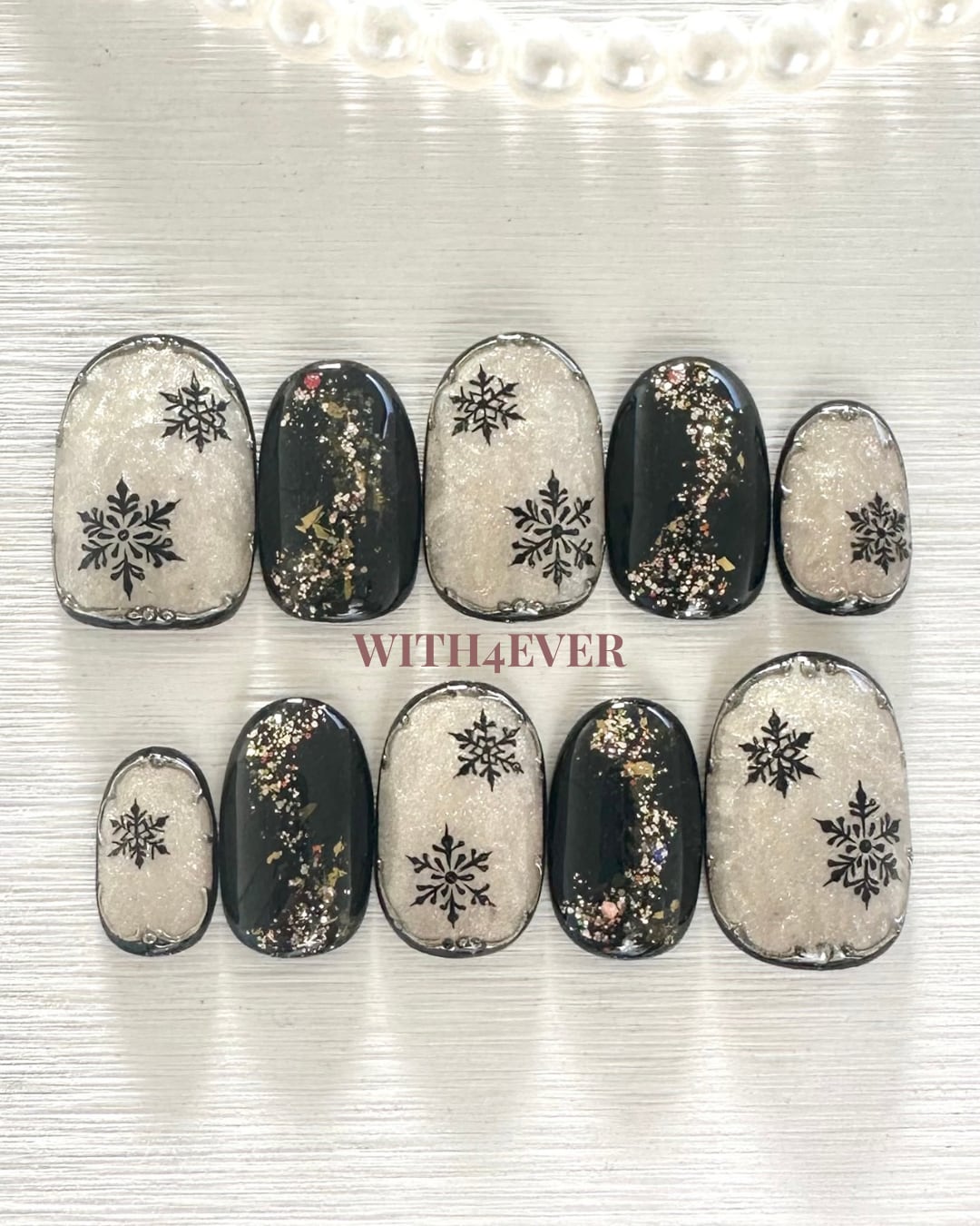 【宵雪】愛犬似顔絵オプションあり 手描き雪の結晶 冬ネイル #ncs020