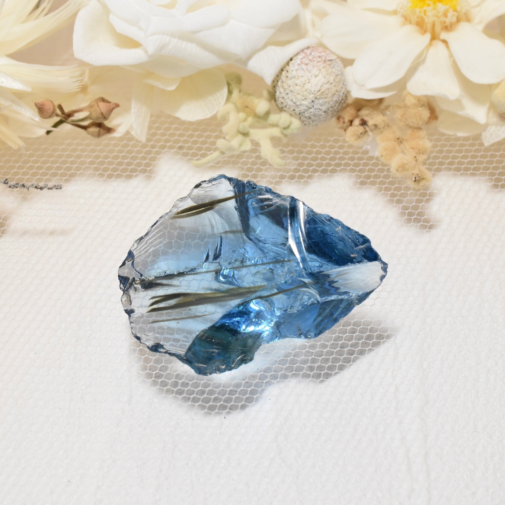 インドネシア産アンダラクリスタル原石 オーシャンブルー&ブラウンバイカラー