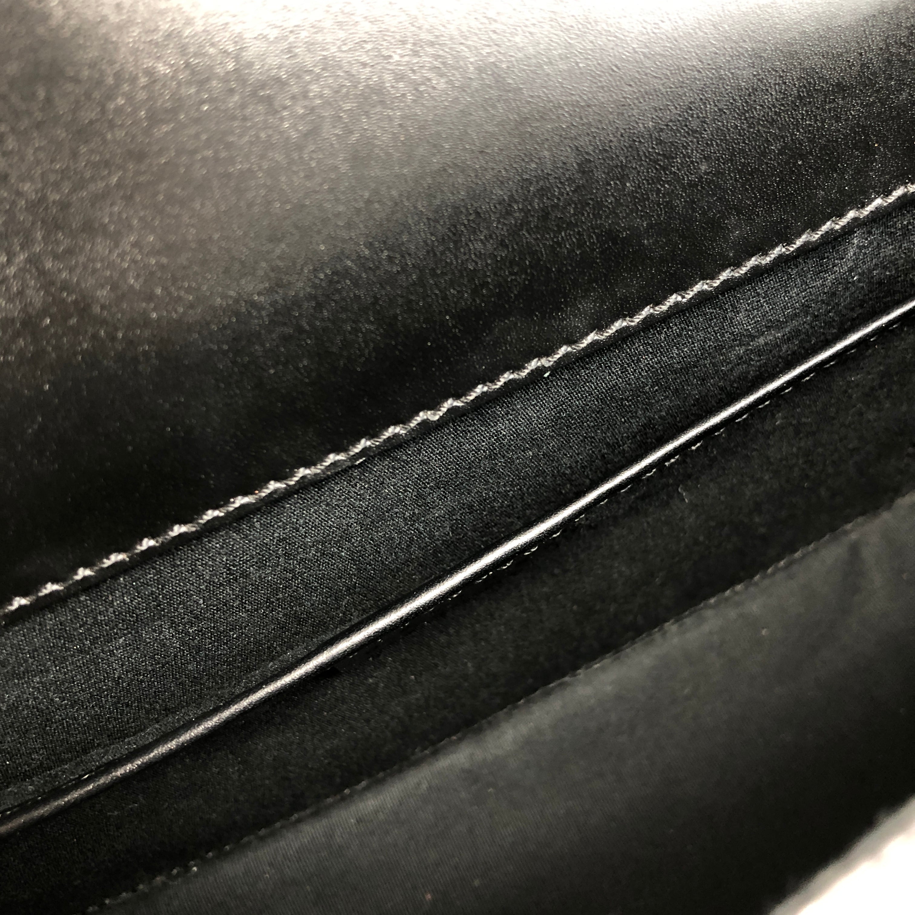 CELINE セリーヌ ショルダーバッグ ブラック ロゴ 型押し レザー ミニ