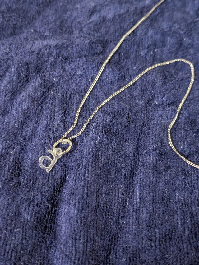 ✨ 私だけの輝きを胸元に。願いを込める イニシャルネックレス 「a」 ✨イニシャル　a ネックレス}