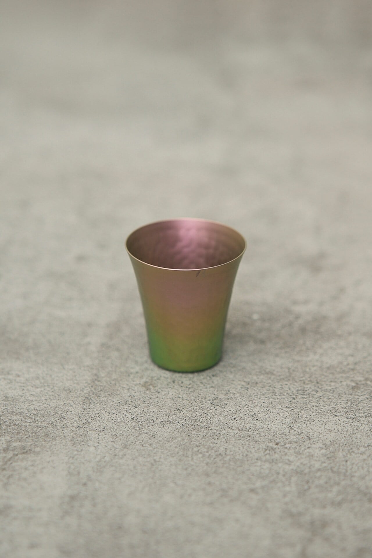 IDEA SEKIKAWAアイデアセキカワ】鎚目チタンぐい呑み | CAMP MARKET