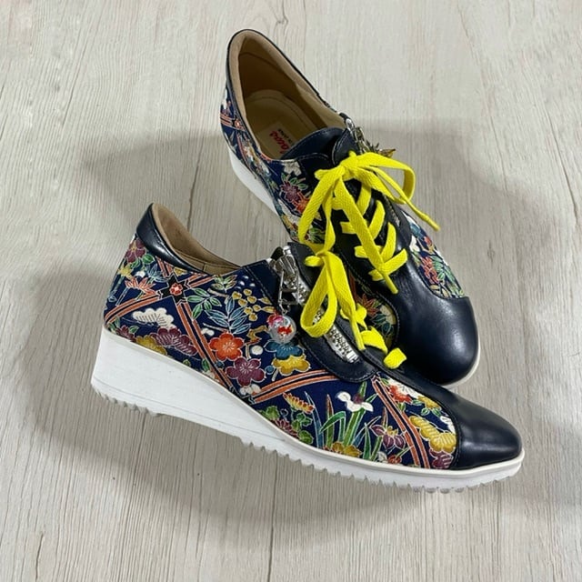 和ごころスニーカー【本革ネイビー✖️絹着物ちりめん】