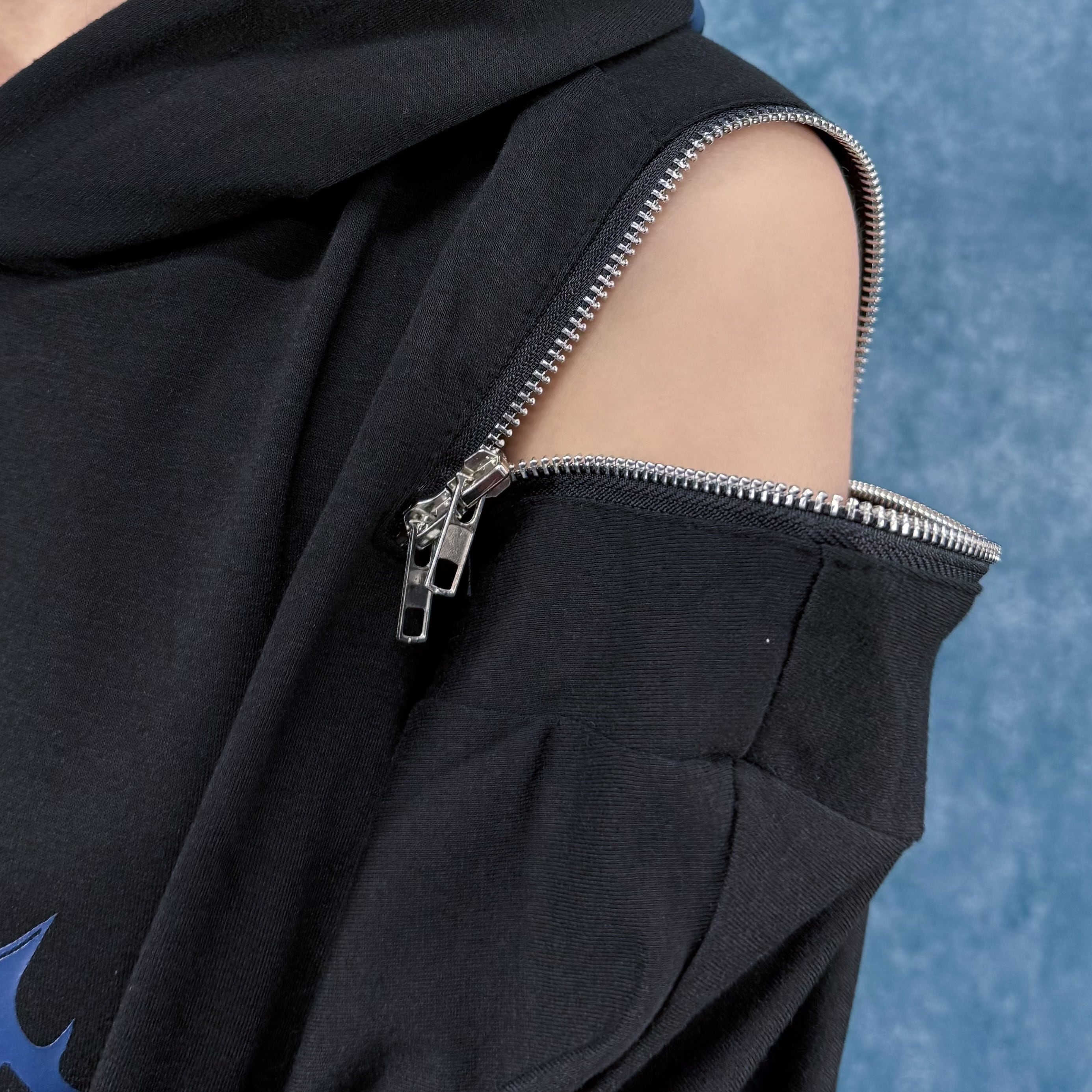 9/11日ゾロ目の日目玉SUPER SALE》W HOOD BICOLOR PARKA【BLUE×BLACK