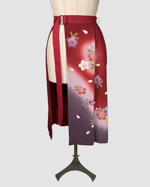 着物重ねスカート(振袖より制作) Kimono Overlay Skirt (Made of Furisode Kimono)