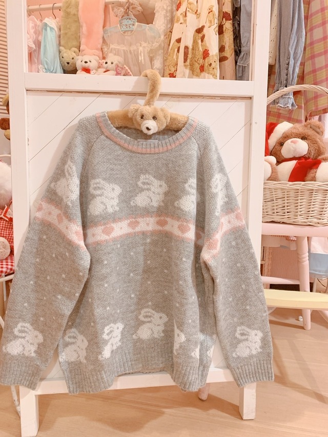 Bunny sweaterの画像