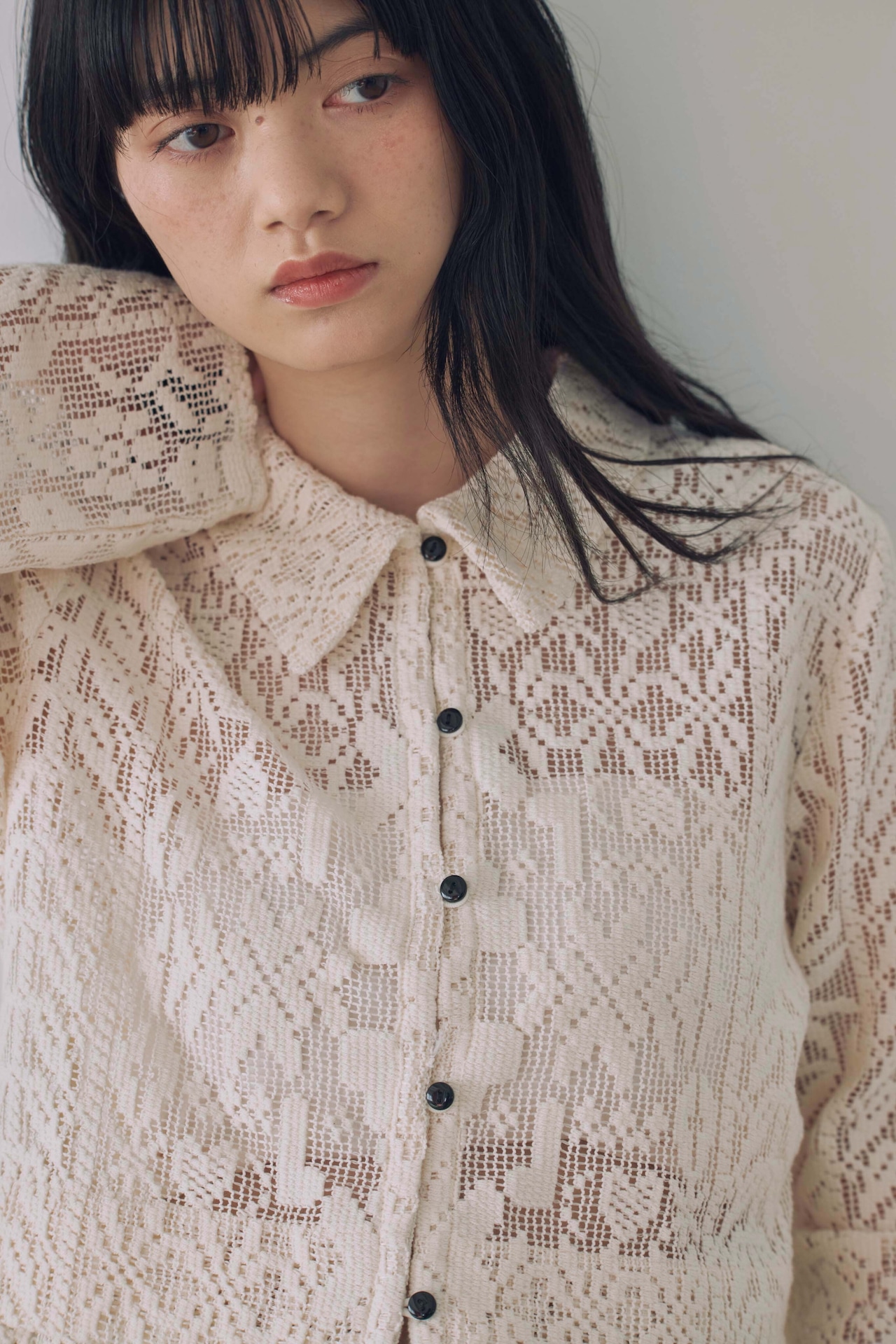 DU260502 Lace Button Cardigan Tops