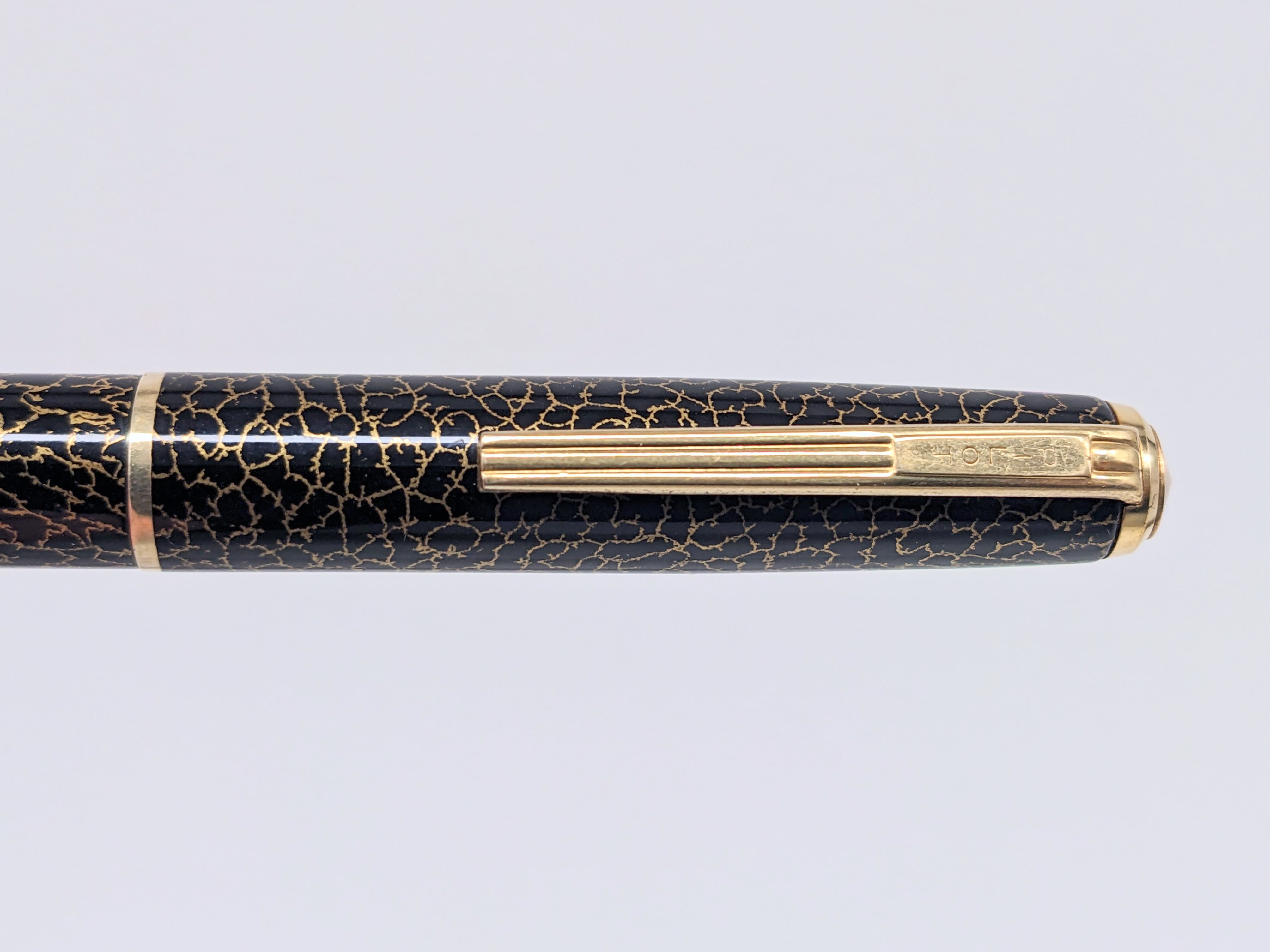 PILOT 蒔絵黒蜻蛉　万年筆　14金 50s パイロット 蒔絵 黒蜻蛉 PILOT （中字） 14K 03031 | 川口明弘の