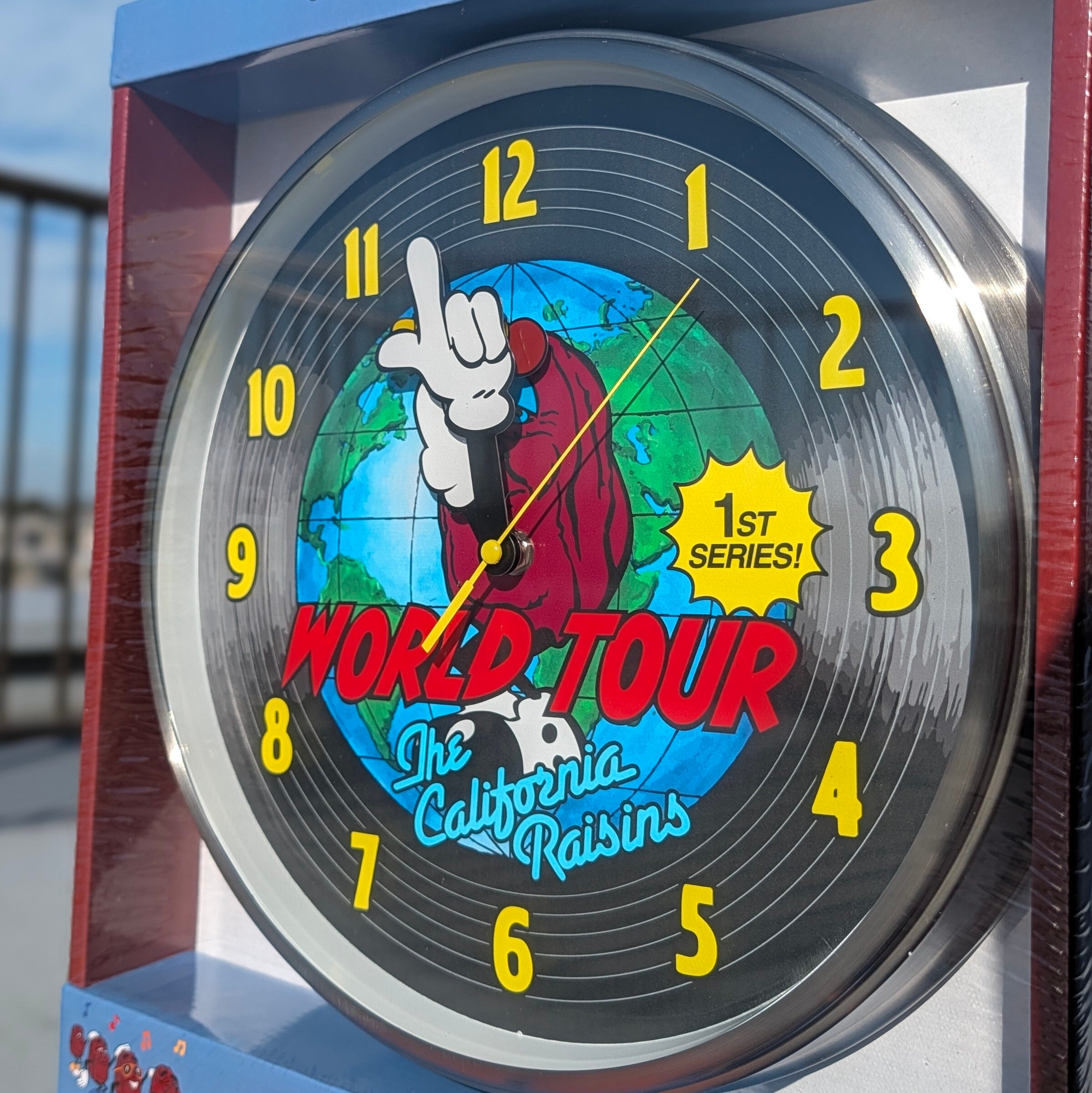 ✨️腕が動いちゃうウォールクロック⌚✨️【 The California Raisins / カリフォルニア レーズン 】HANDS WALL CLOCK / 壁掛け時計 / ウォールクロック〚アメリカン雑貨 アメトイ〛