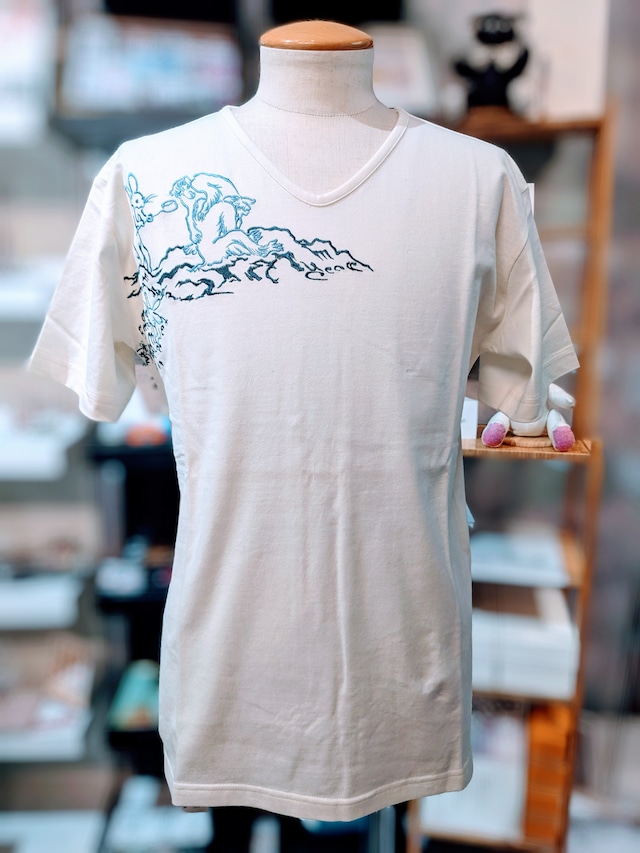 花旅楽団-新作Tシャツ   ST-663　鳥獣戯画柄刺繍半袖VネックTEE  WHITE