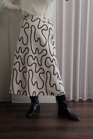 embroider boa skirt white