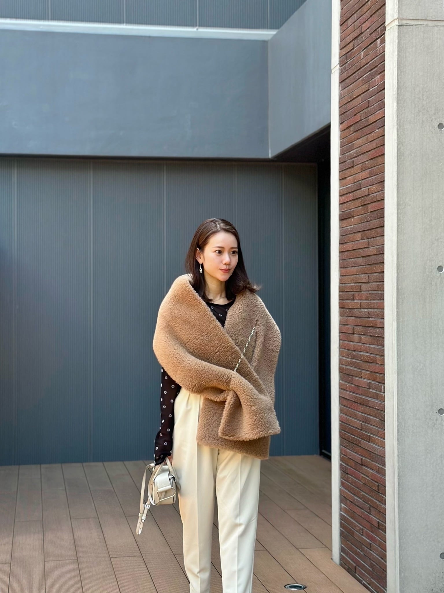 HYEON♡テッドストール♡ HYEON (ヘヨン) official online store