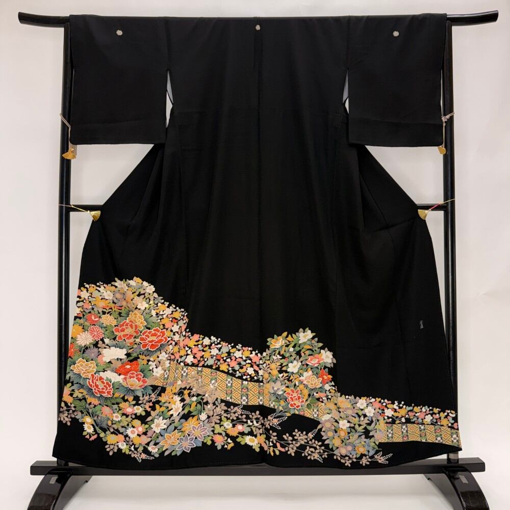 黒留袖 結婚式 紋付 リサイクル着物 正絹 裄65cm M size リメイク 中古 礼装 リユース 6395