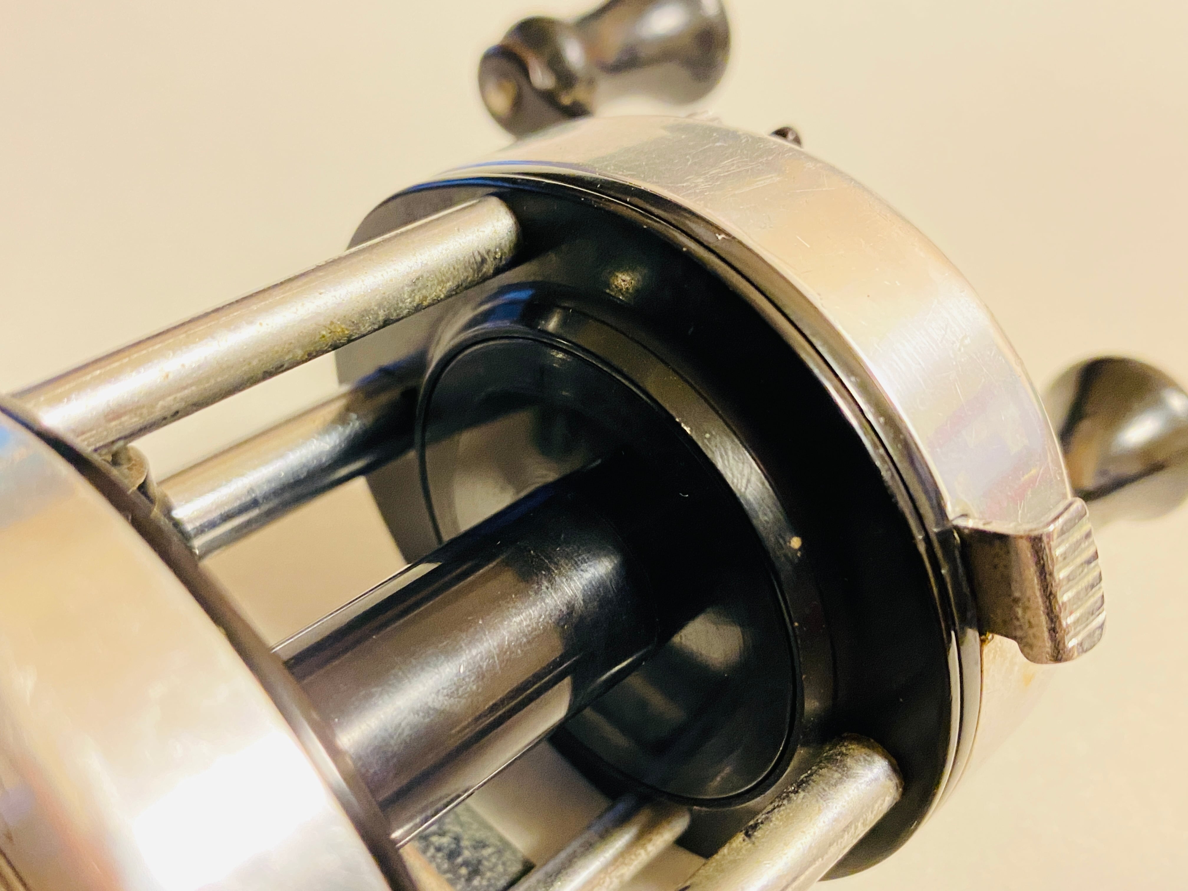 Pflueger 2800 MODEL DF [8838] | Tackleshop GTA