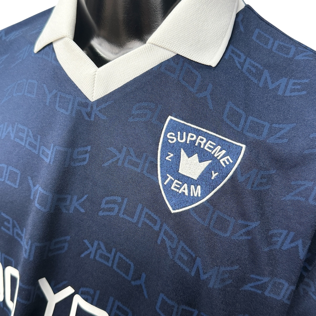 【SUPREME】シュプリーム ✕ ズーヨーク 25ss コラボサッカージャージ