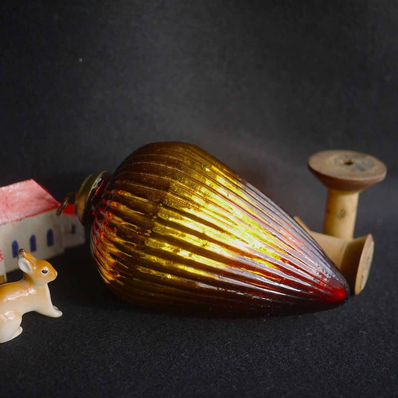 クリスマスオーナメント アンバー色リブガラス つぼみ型 マーキュリーガラス