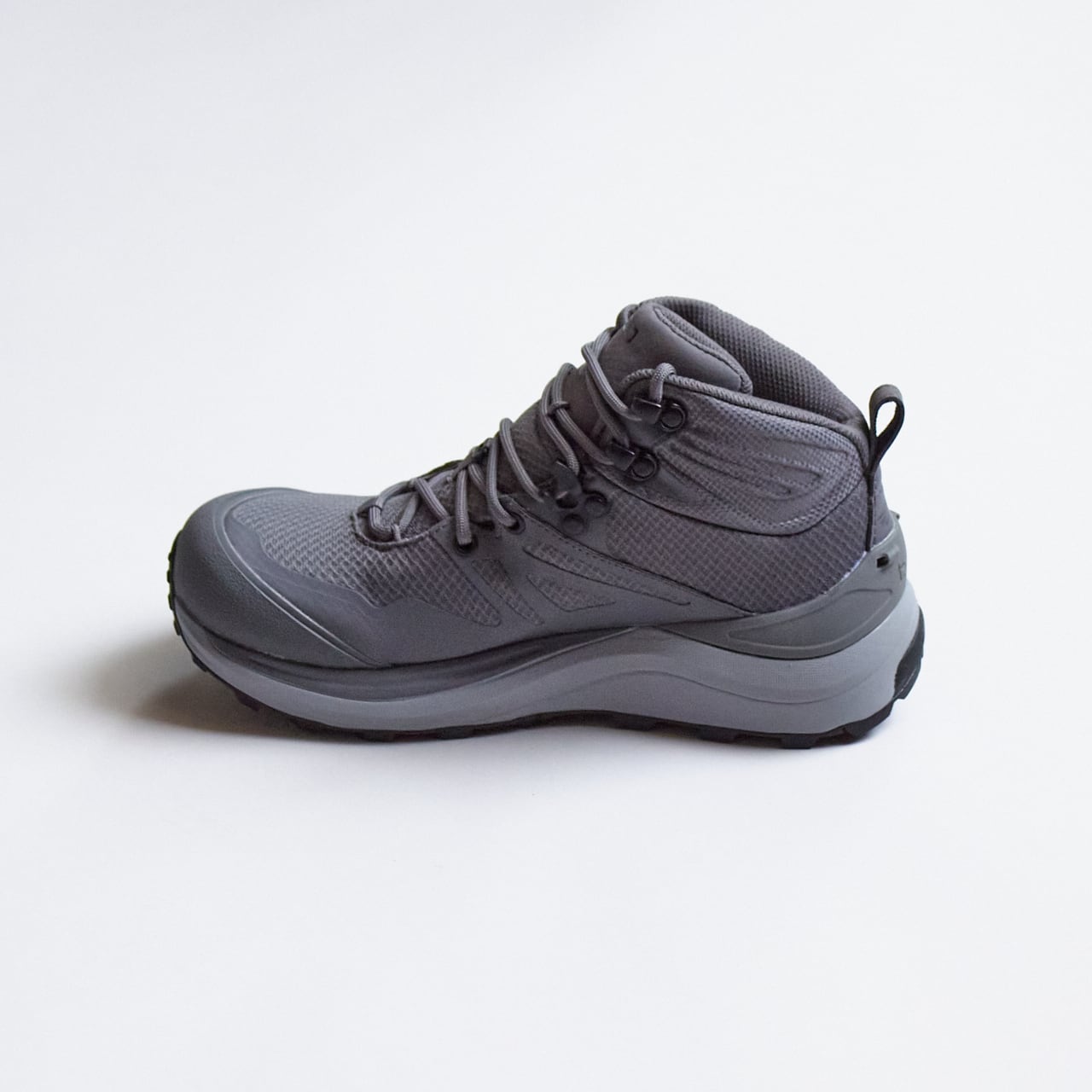 Topo Athletic（トポ アスレチック）TRAILVENTURE 2 WP -Grey/Grey