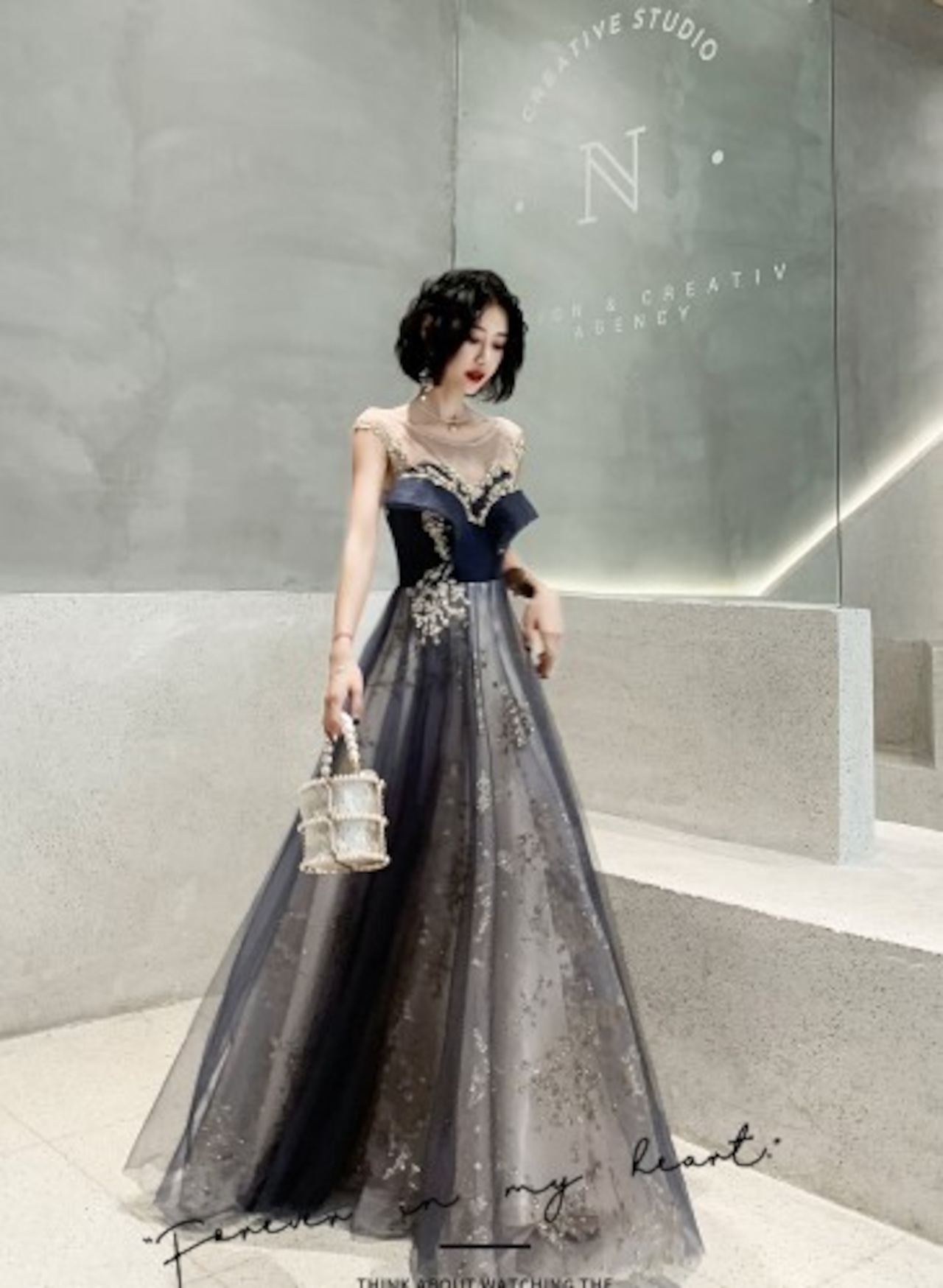 上品！ イブニングドレス ロング 繊細レース エレガント 優雅な  