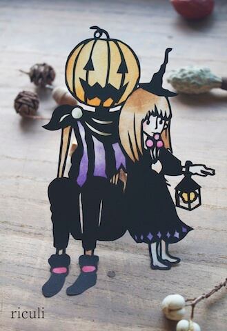 ハロウィンの切り絵 マジョコとスケアクロー | riculi kirie shop