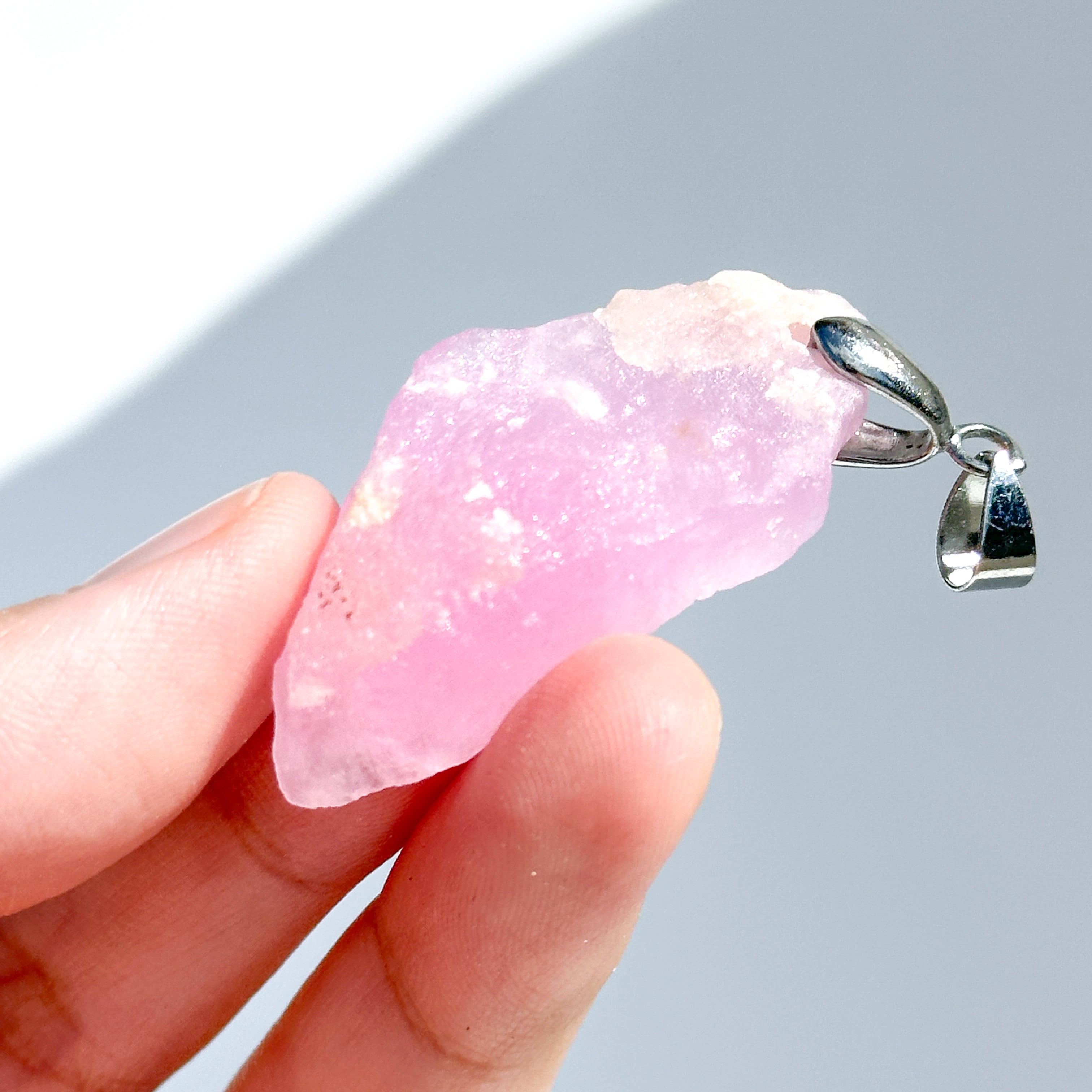 ピンクアラゴナイト チャーム03◇ Pink Aragonite Charm ◇天然石