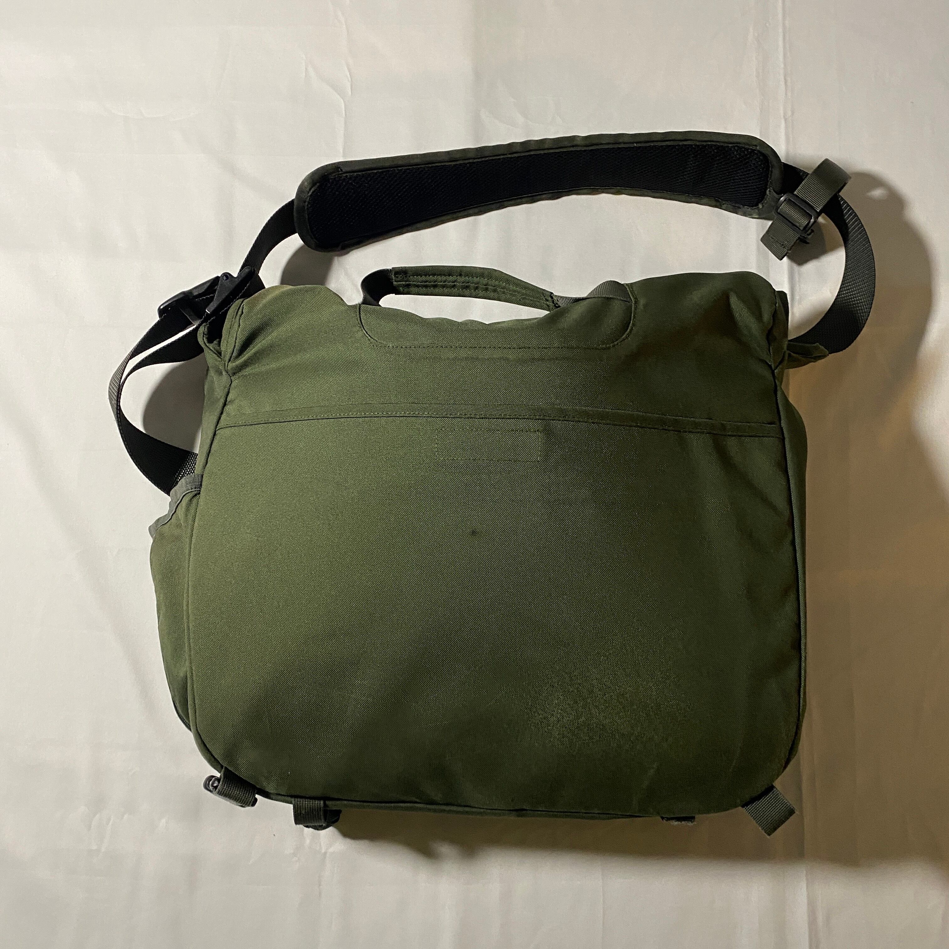 09年製 Patagonia Messenger Bag